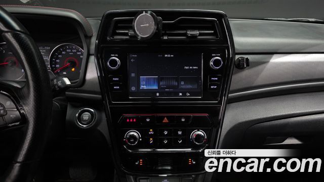 KG Mobility (SsangYong) Very New Tivoli Gasoline 1.5 2WD R-PLUS White 2022 — фото 14