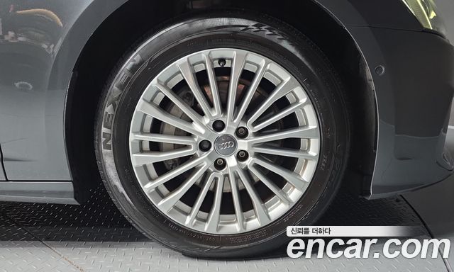 Audi A6 (C8) 45 TFSI Premium 2020 — фото 21