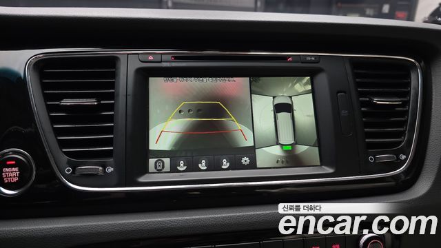 Kia Carnival 7-seater Limousine President 2017 — фото 15
