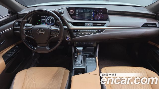 Lexus ES300h (VII) Luxury 2020 — фото 7