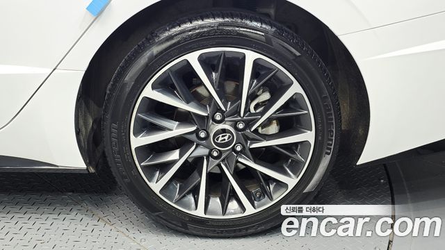 Hyundai Sonata (DN8) 2.0 Premium Plus 2023 — фото 21