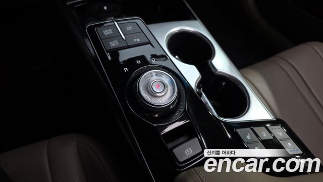 Kia K8 2.5 Gasoline 2WD Noblesse 2022 — фото 9