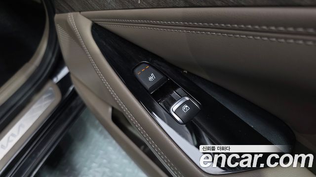 Kia K8 2.5 Gasoline 2WD Noblesse 2022 — фото 22