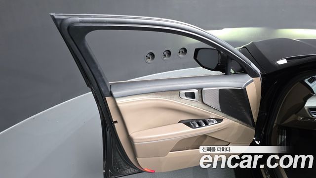 Kia K8 2.5 Gasoline 2WD Noblesse 2022 — фото 30