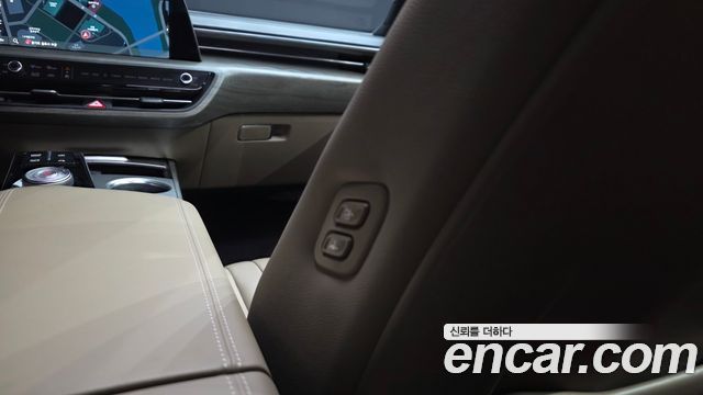 Kia K8 2.5 Gasoline 2WD Noblesse 2022 — фото 40