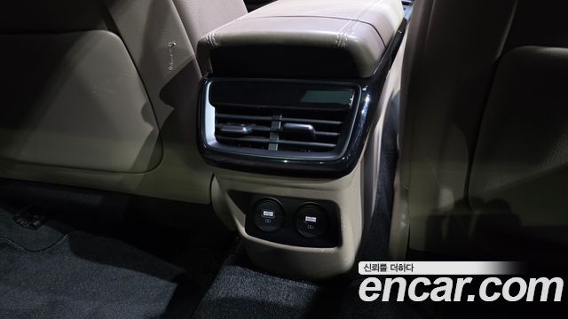 Kia K8 2.5 Gasoline 2WD Noblesse 2022 — фото 41