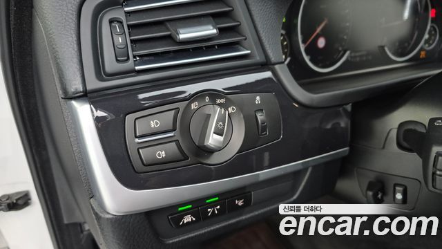 BMW 5 Series (F10) 520d M Aero Dynamic 2016 — фото 17