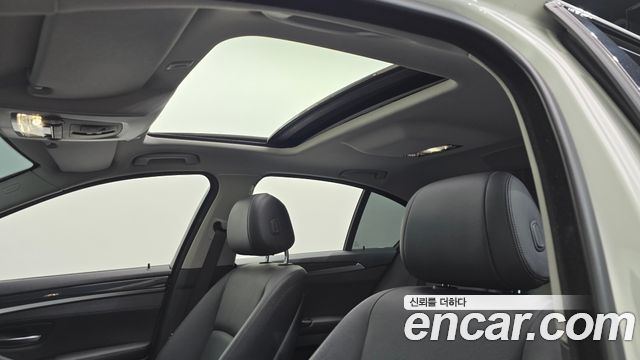 BMW 5 Series (F10) 520d M Aero Dynamic 2016 — фото 18