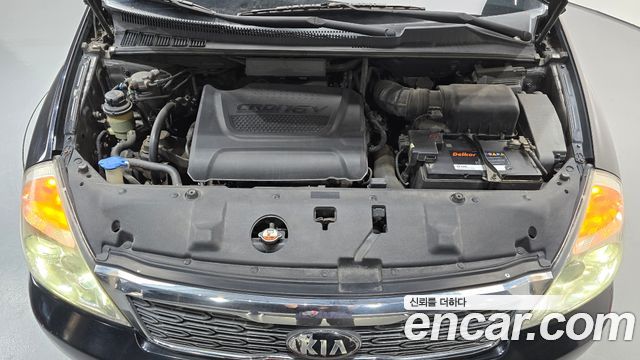 Kia Carnival R Grand Carnival HI Limousine GLX Premium 2014 — фото 6