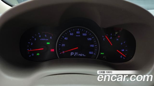 Kia Carnival R Grand Carnival HI Limousine GLX Premium 2014 — фото 8