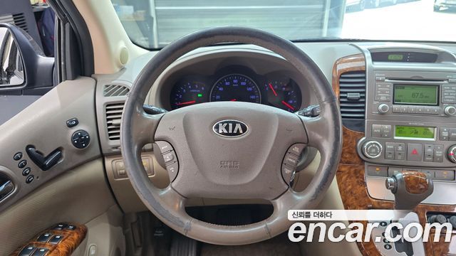 Kia Carnival R Grand Carnival HI Limousine GLX Premium 2014 — фото 13