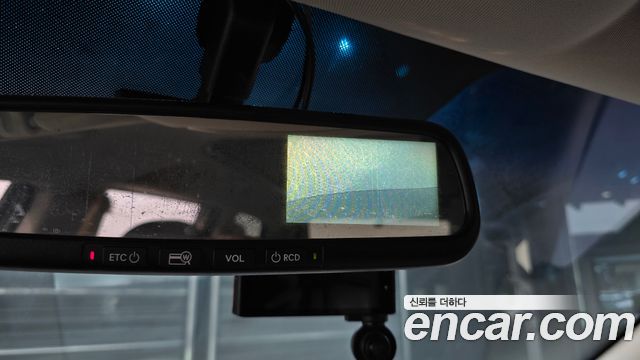 Kia Carnival R Grand Carnival HI Limousine GLX Premium 2014 — фото 15