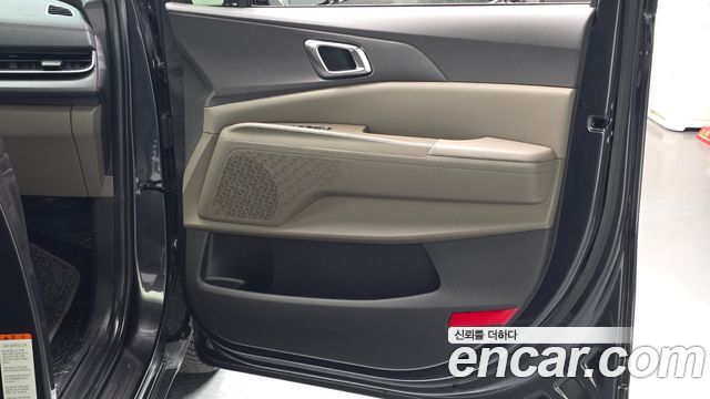 Kia Carnival (IV) Gasoline 7-Seater Noblesse 2024 — фото 25