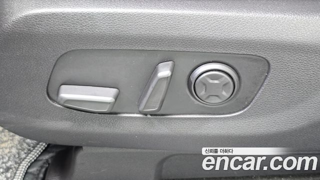Kia Carnival (IV) Gasoline 7-Seater Noblesse 2024 — фото 31