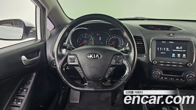 Kia K3 Trendy Style 2017 — фото 12