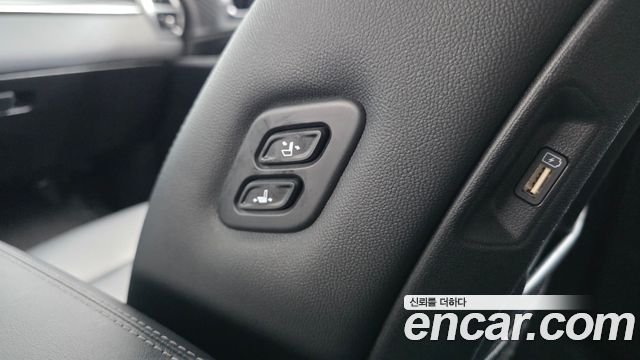 Kia Sorento (IV) Diesel 2.2 4WD Noblesse 2023 — фото 16