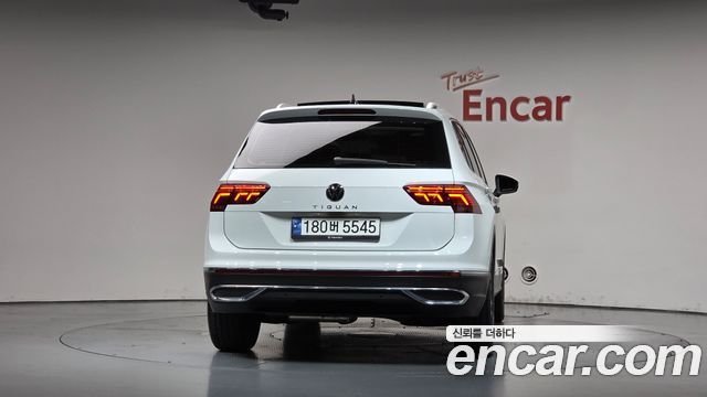 Volkswagen Tiguan (II) 2.0 TDI Prestige 2024 — фото 4