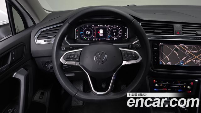 Volkswagen Tiguan (II) 2.0 TDI Prestige 2024 — фото 17