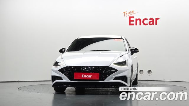 Hyundai Sonata (DN8) 1.6 Turbo Premium Family 2021 — фото 3