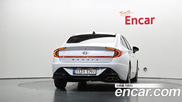 Hyundai Sonata (DN8) 1.6 Turbo Premium Family 2021 — фото 4