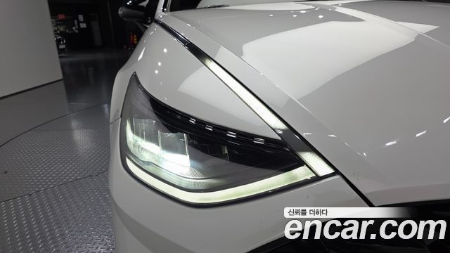 Hyundai Sonata (DN8) 1.6 Turbo Premium Family 2021 — фото 22