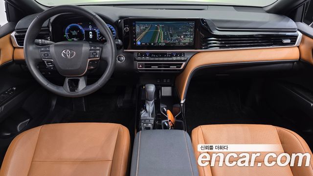 Toyota Camry (XV80) 2.5 XLE Hybrid 2025 — фото 7