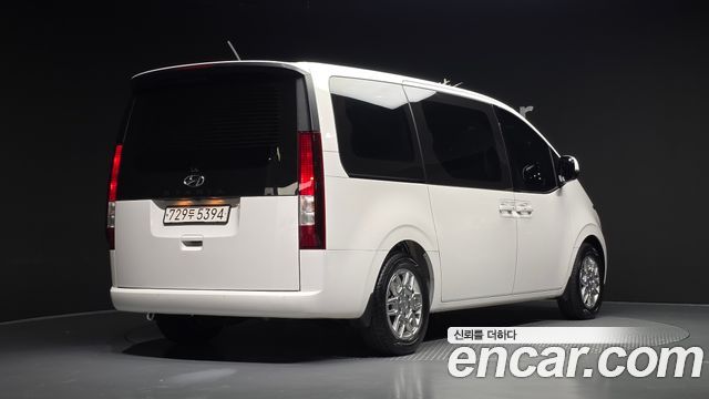 Hyundai Staria Tourer 11-Seater Modern 2023 — фото 2