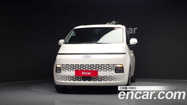 Hyundai Staria Tourer 11-Seater Modern 2023 — фото 3