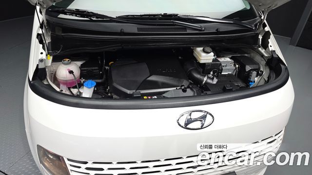 Hyundai Staria Tourer 11-Seater Modern 2023 — фото 6