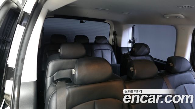 Hyundai Staria Tourer 11-Seater Modern 2023 — фото 13
