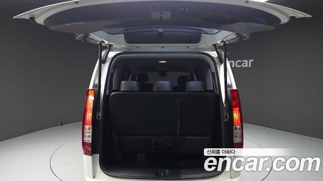 Hyundai Staria Tourer 11-Seater Modern 2023 — фото 20