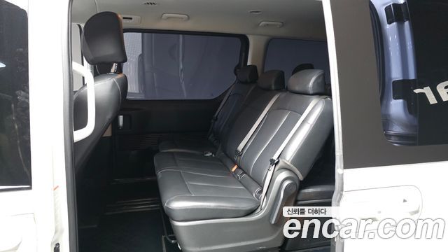 Hyundai Staria Tourer 11-Seater Modern 2023 — фото 26