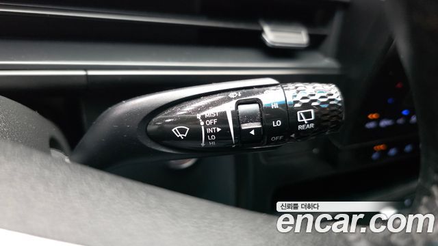 Hyundai Staria Tourer 11-Seater Modern 2023 — фото 29