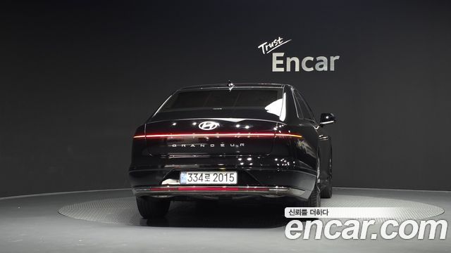 Hyundai Grandeur Hybrid (GN7) Calligraphy 2023 — фото 4