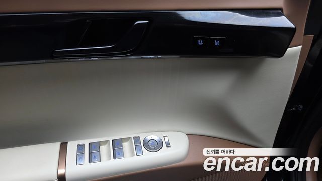 Hyundai Grandeur Hybrid (GN7) Calligraphy 2023 — фото 32