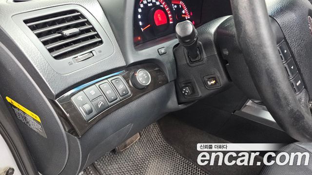 Kia Mohave 4WD KV 300 2012 — фото 16