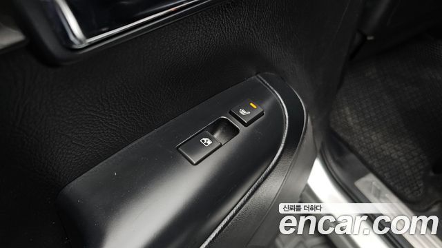 Kia Mohave 4WD KV 300 2012 — фото 18