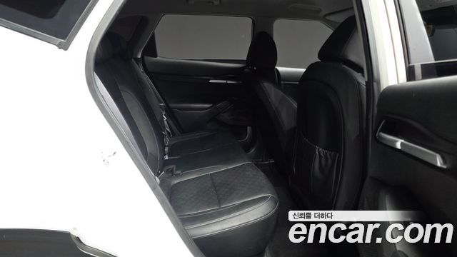 Kia Seltos Gasoline 1.6 Turbo 2WD Prestige 2023 — фото 12