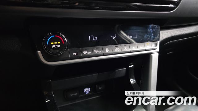 Kia Seltos Gasoline 1.6 Turbo 2WD Prestige 2023 — фото 17