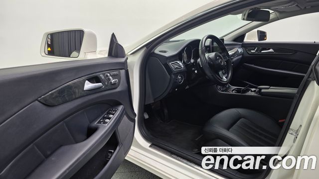 Mercedes-Benz CLS-Class (W218) CLS350 d 4MATIC 2016 — фото 12