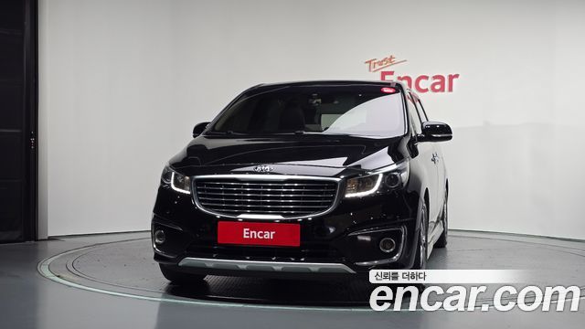 Kia Carnival 9-seater Prestige 2016 — фото 3