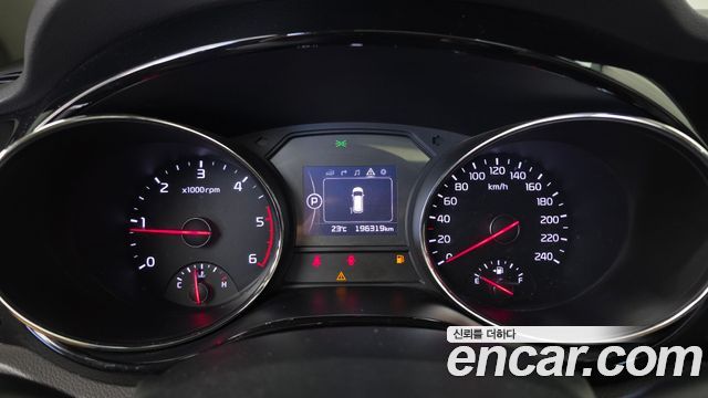 Kia Carnival 9-seater Prestige 2016 — фото 8