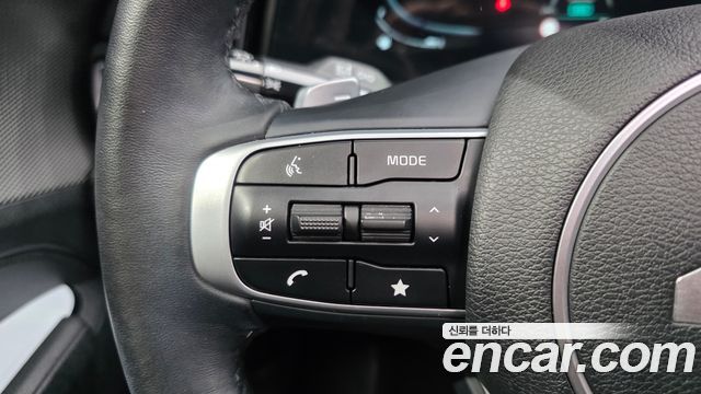 Kia Sportage Hybrid (V) Prestige 2023 — фото 29