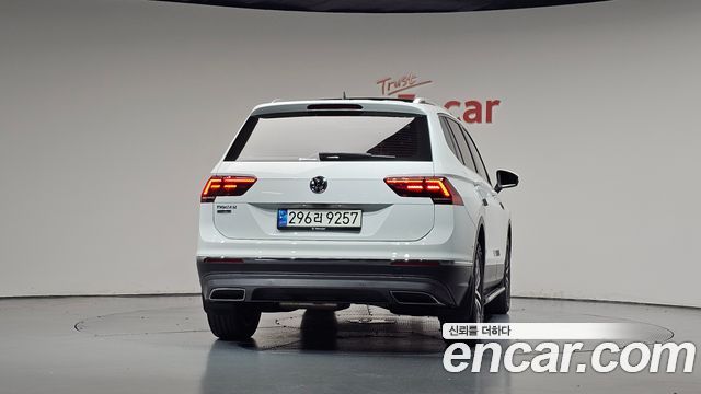 Volkswagen Tiguan Allspace 2.0 TDI Prestige 2020 — фото 4