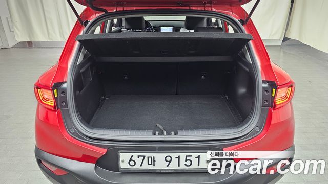 Kia Stonic 1.4 Trendy 2019 — фото 16