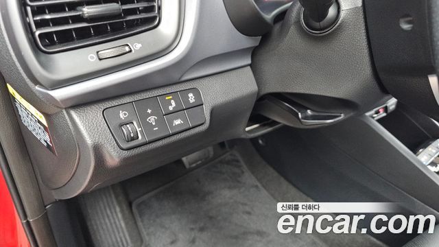 Kia Stonic 1.4 Trendy 2019 — фото 18