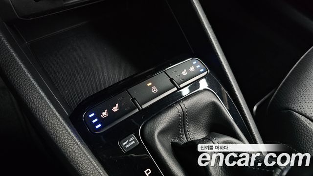 Kia Stonic 1.4 Trendy 2019 — фото 30