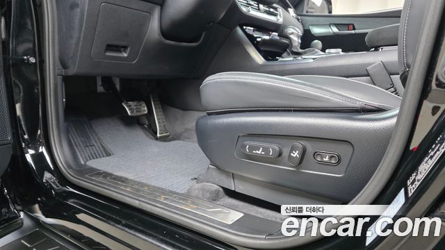 Kia Mohave The Master Diesel 3.0 4WD 6-Seater Masters Gravity 2024 — фото 33