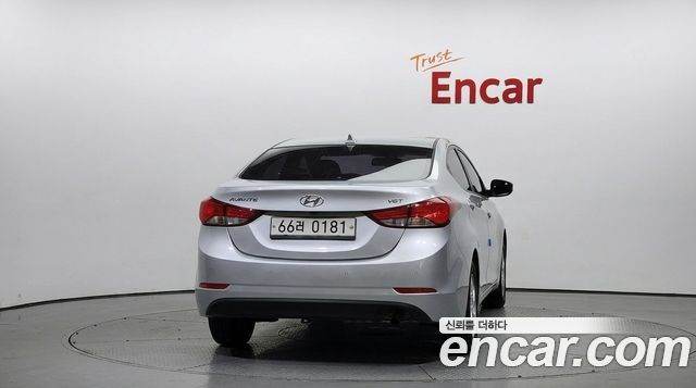 Hyundai Avante 1.6 VGT Smart Standard 2014 — фото 4