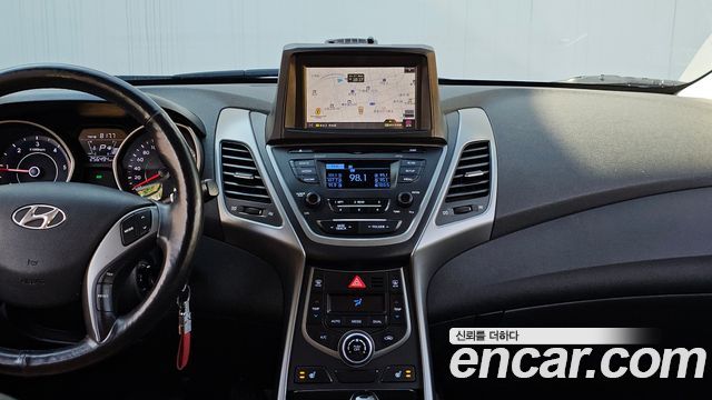 Hyundai Avante 1.6 VGT Smart Standard 2014 — фото 14